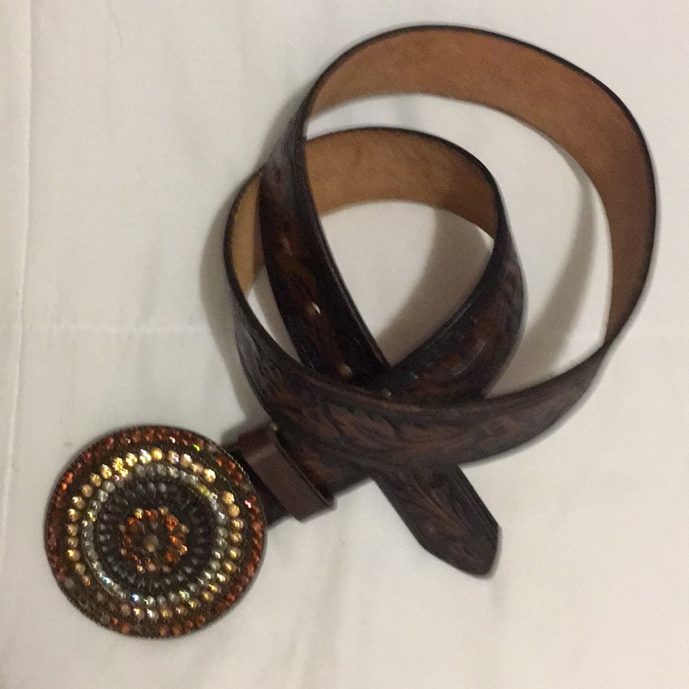 Belt - Picture 2 of 3